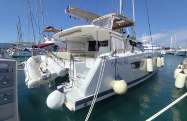 Fountaine Pajot Astrea 42